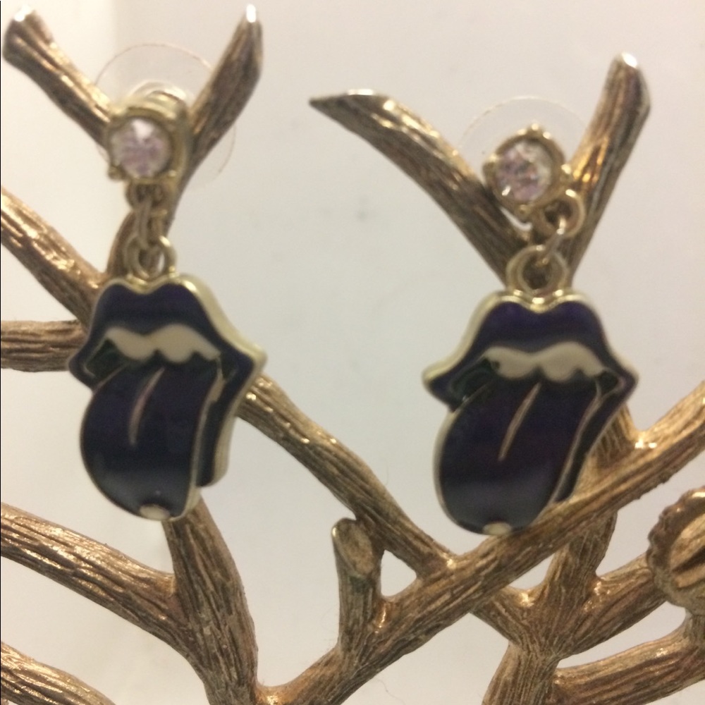 Betsey Johnson Purple Rolling Stones Earrings